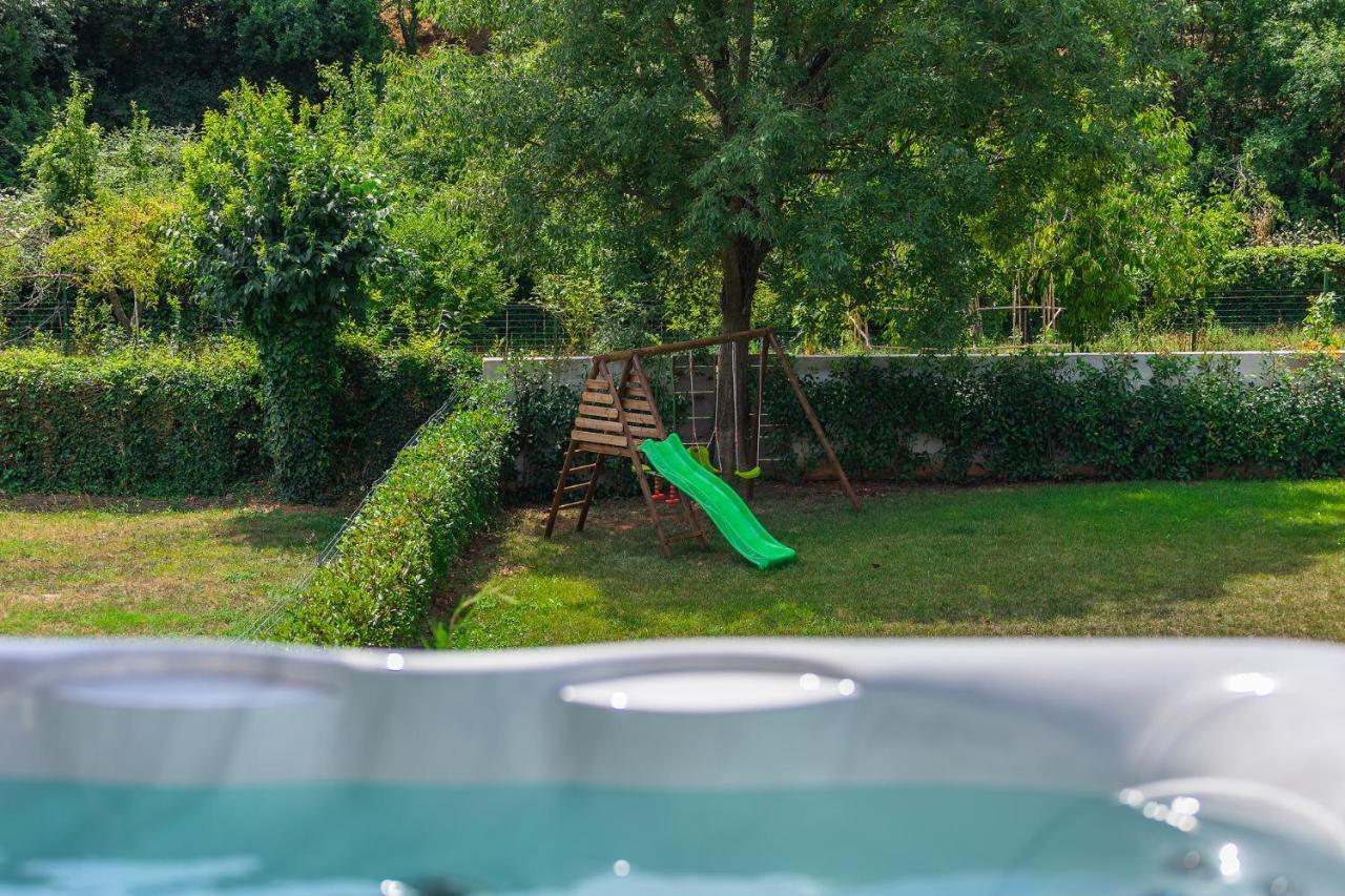 Villa Cascada Muntic Экстерьер фото